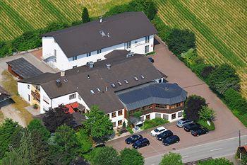 Hallnberg Hotel